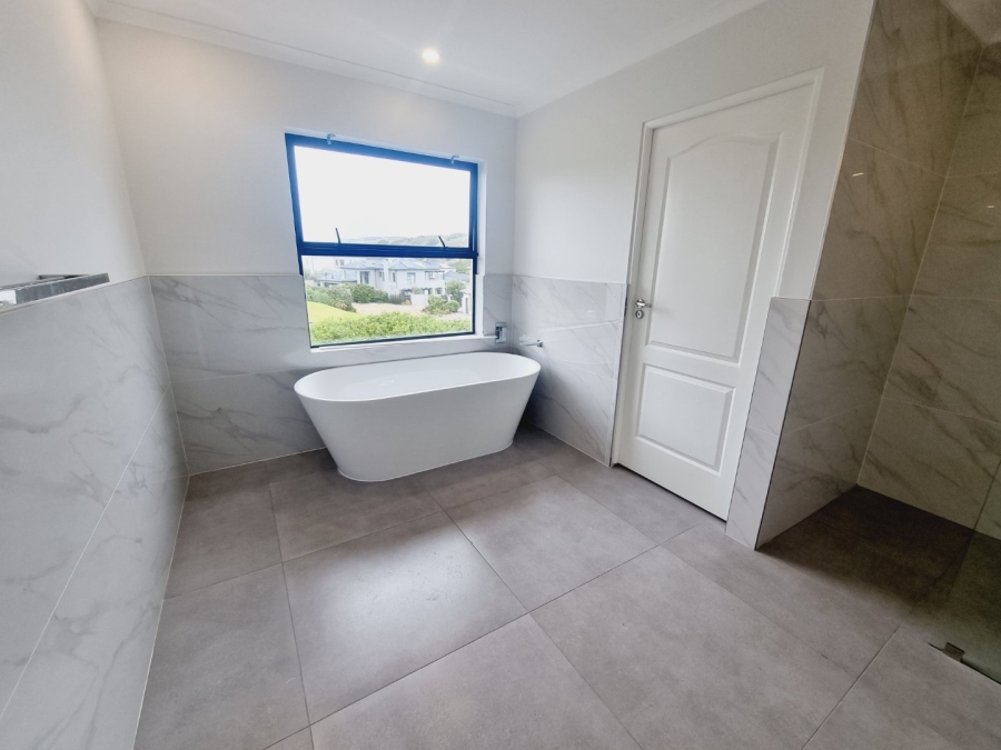 5 Bedroom Property for Sale in Sandown Western Cape